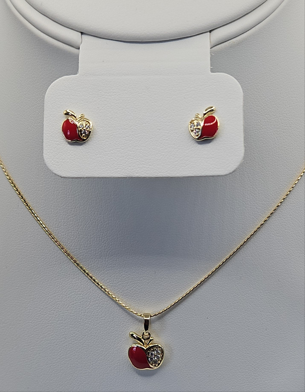 Little girl apple sets