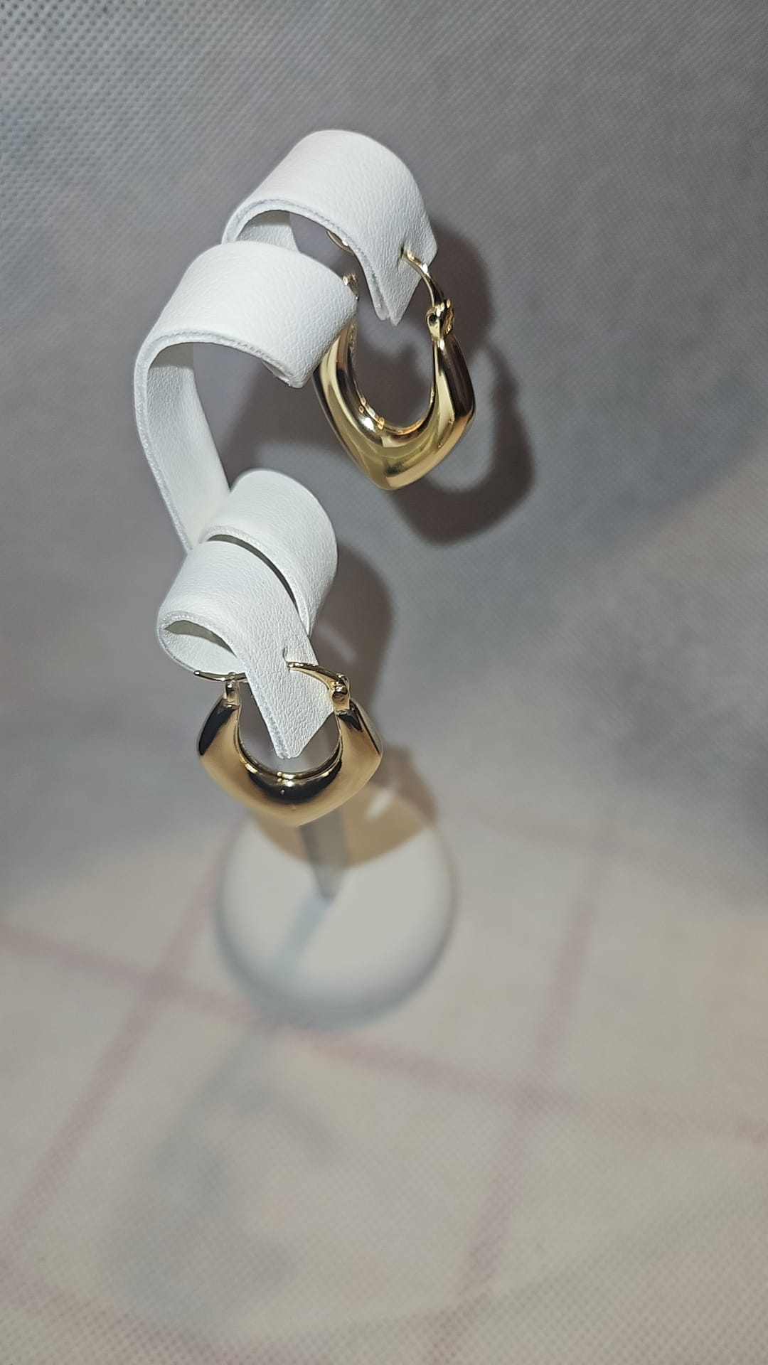 Hoops Earing Medium Size