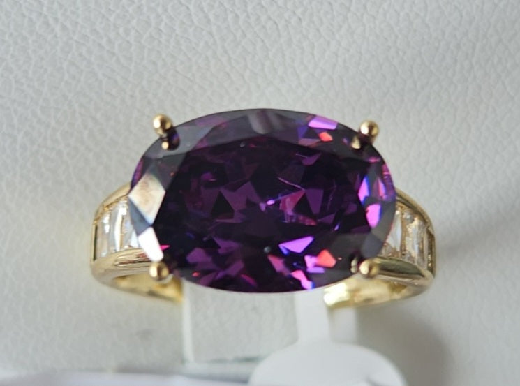 Beautiful gold plated ring purple stone